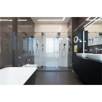 Serenity Splash Hotel Bathroom