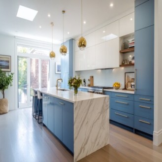 Modern Blue and White Modern Island Kitchen Design With Marble Touch