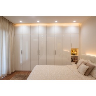 Modern 7-Door White Swing Wardrobe Design with Lofts Modern 7-Door White Swing Wardrobe Design with Lofts